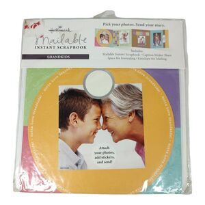 Hallmark Mailable Instant Scrapbook Grandkids Grandparent Bold Colors Sealed NEW